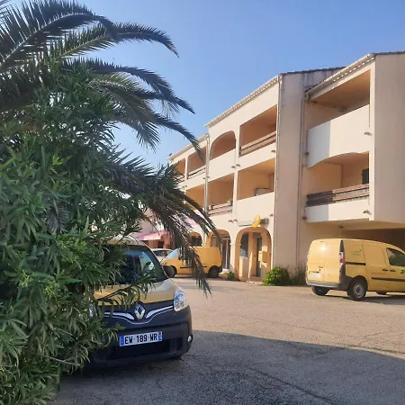 Apartment Liscia Sea View, Restaurant And Supermarket 50M Calcatoggio  Buitenkant foto